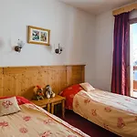 Lagrange L'ecrin Des Sybelles 假日公园 4*