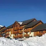 Lagrange L'ecrin Des Sybelles 假日公园 4*